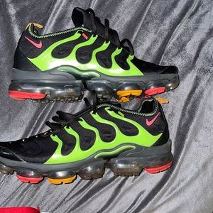 Air Vapormax Plus “Lime Green”